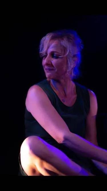 רג'ין שושן - תמונה ממוזערת 1