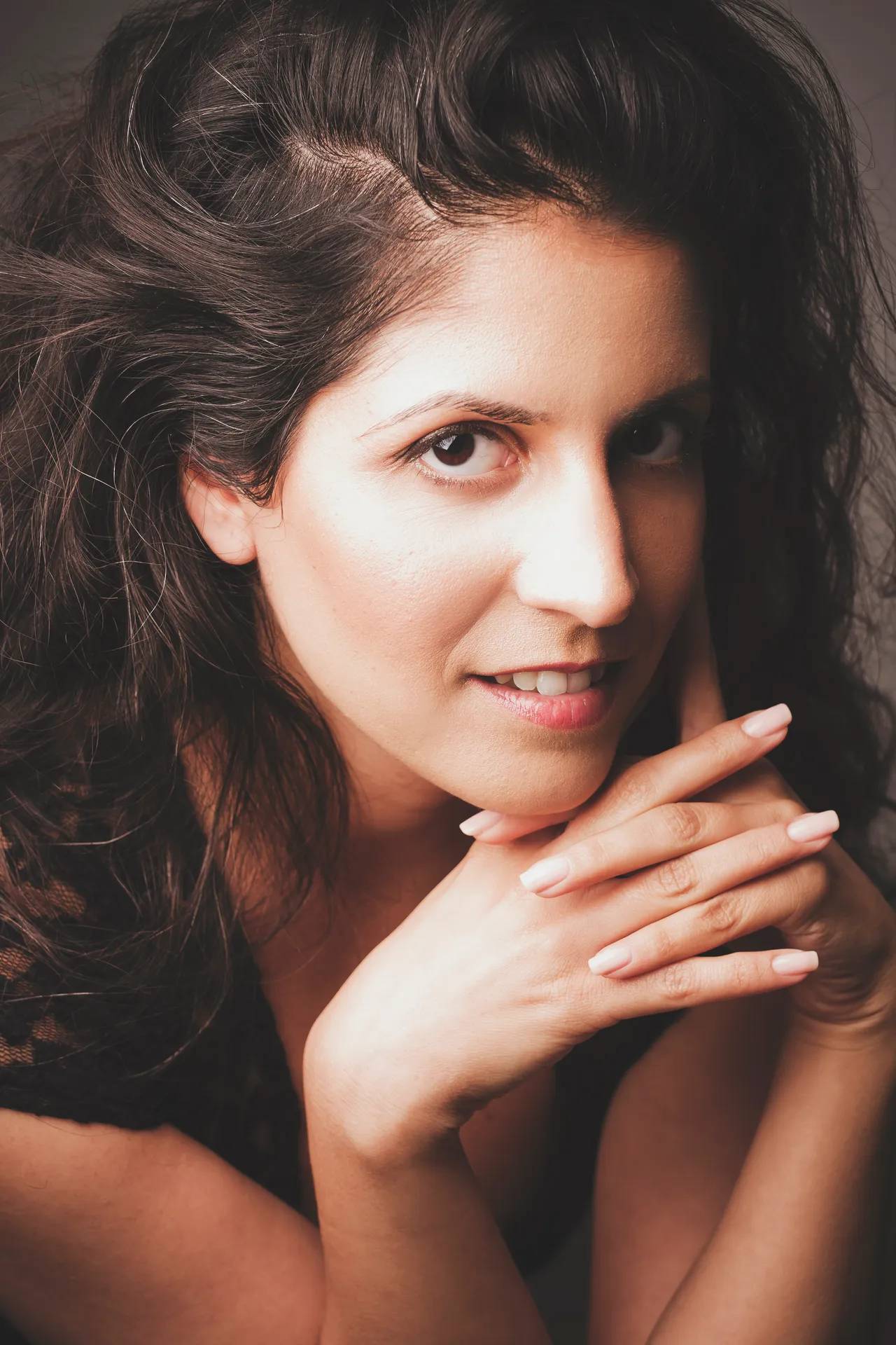 נירית נתנאל - תמונה ממוזערת 1