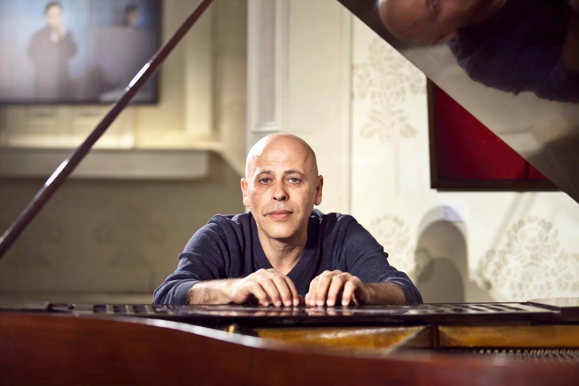 אבי בנימין - תמונה ממוזערת 1