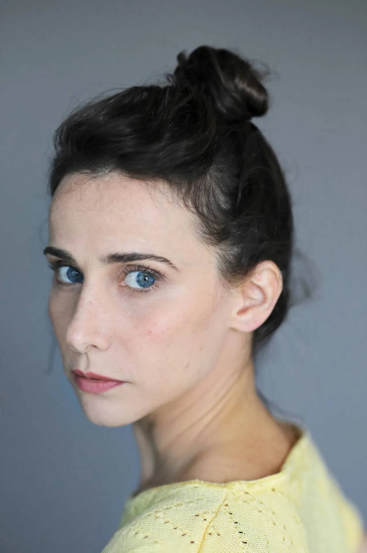 דבי לוין - תמונה ממוזערת 1