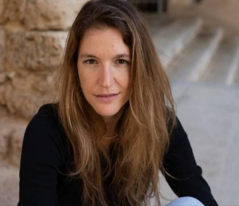 נטלי סלובו - תמונה ממוזערת 3