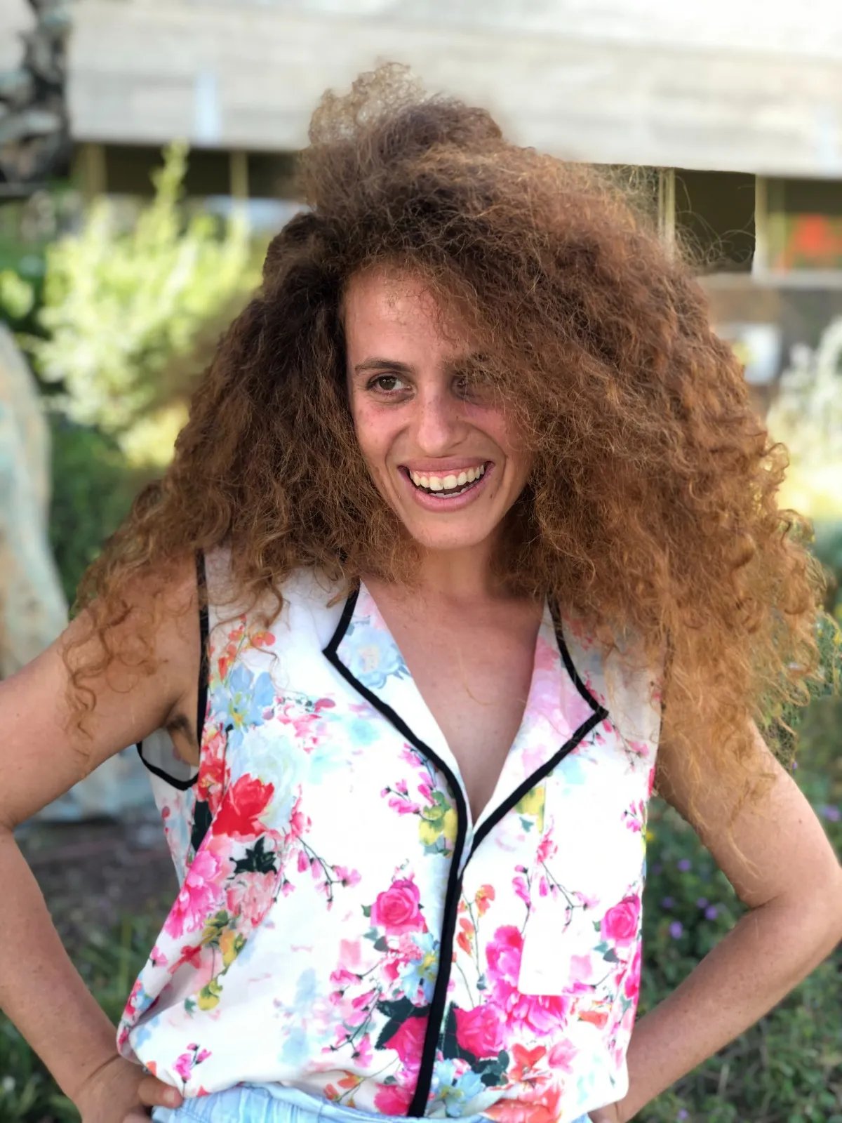 יעל עצמון - תמונה 1